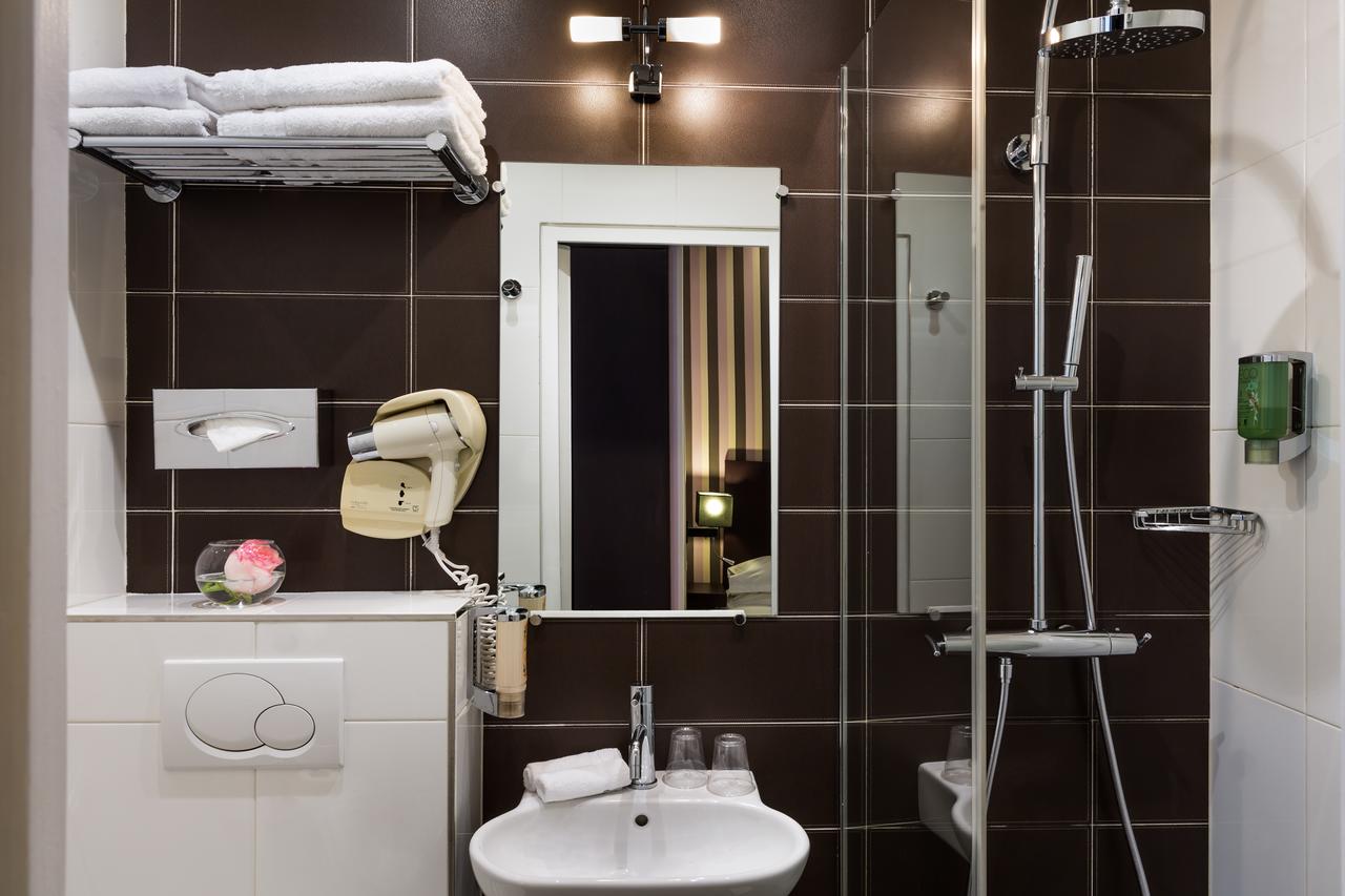 salle de bain 1- hôtel star champs-élysées salle de bain 1- hôtel star champs-élysées